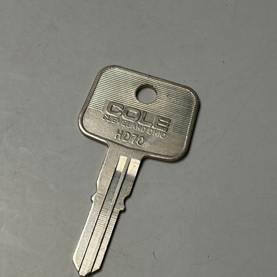 1- Cole National Key Blank  HD70 Honda Replacement Key DIrect Fit Car Truck