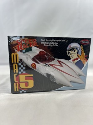 NEW Polar Lights Speed Racer Mach 5 Plastic Model Car Kit POL990M 1:25 Scale