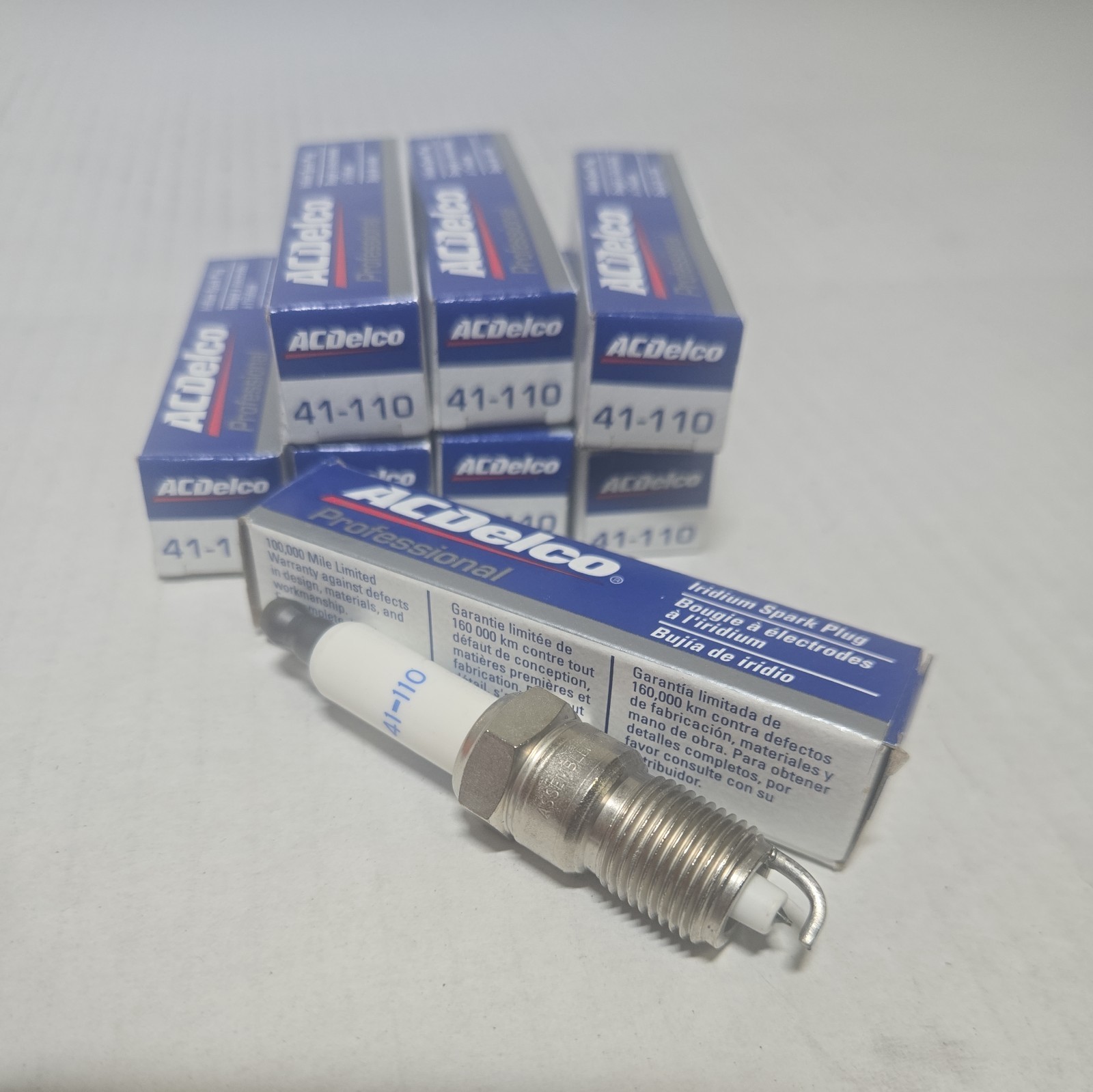 BRAND NEW GENUINE GM ACDelco Iridium Spark Plugs 41-110 12621258 Set Of 8