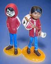 Disney Pixar Coco 2 Miguel Rivera Red Hoodie PVC Mini Deluxe Figurines 2.5&rdquo;