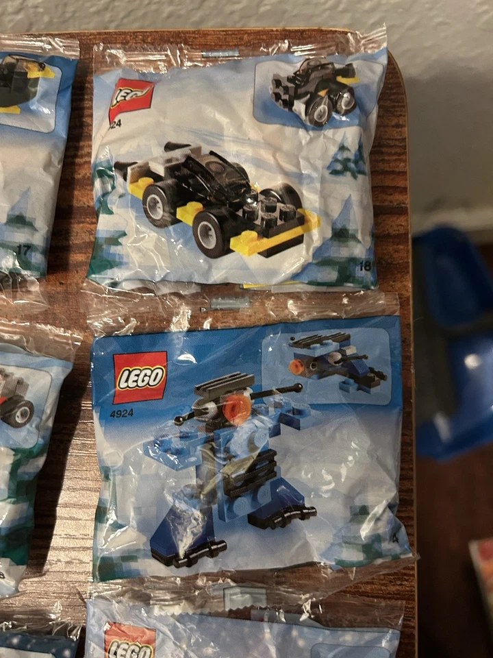 Lego 4924 Advent Calendar 2004 New In Bag Lot Of 8 Sets RARE RETIRED - Image 2 of 4