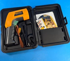 Fluke 572-2 IR Thermometer Thermal Temperature with TC Thermocouple Probe NEW