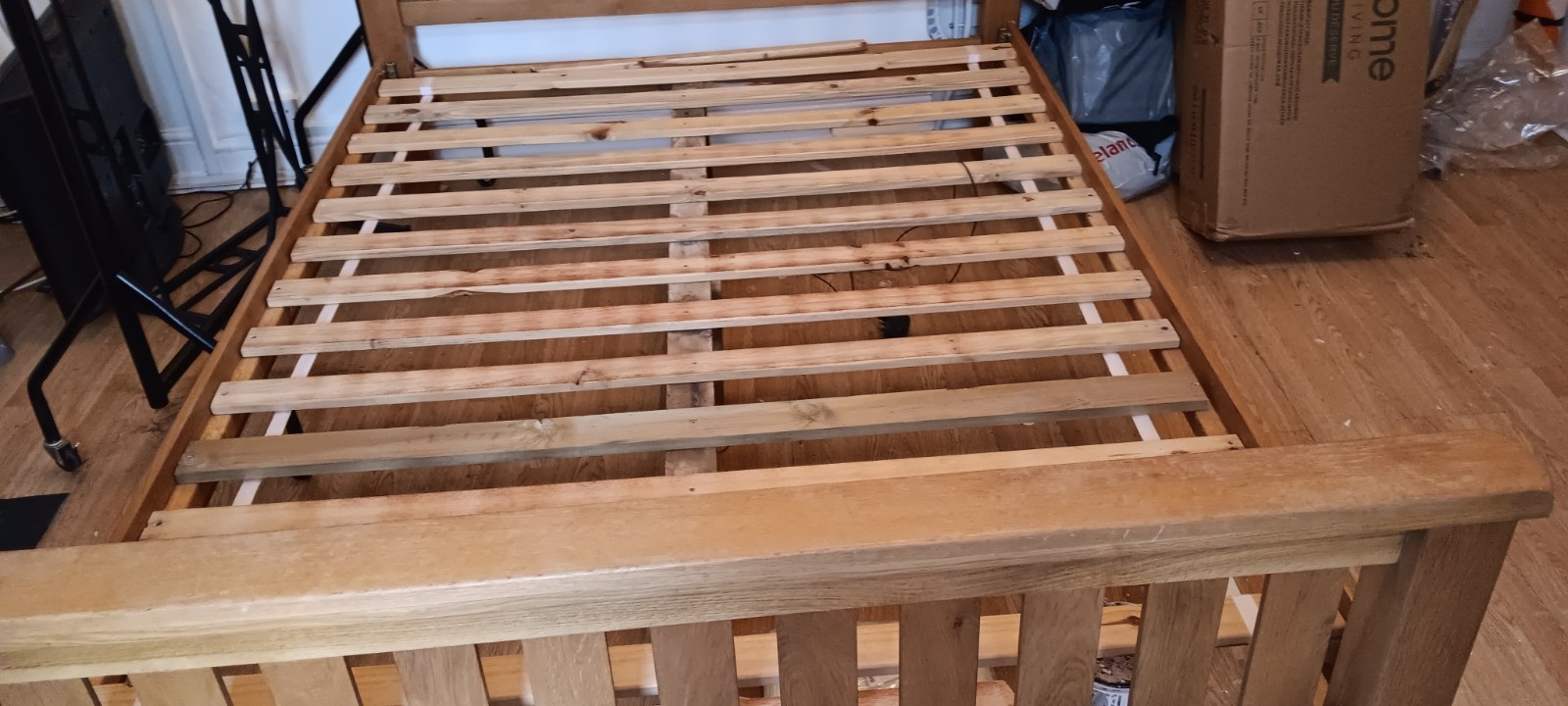 SOLID RUSTIC SAWN PLANK KING 5FT BED FRAME | HANDMADE