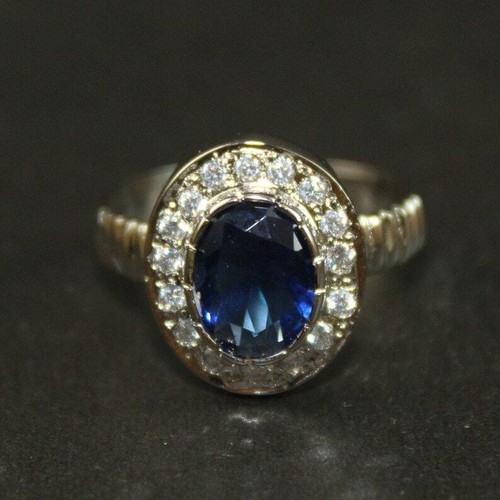 Elegant Oval Shape Blue Zircon Handmade Ring in 925 Silver Sterling for Men - Picture 7 of 9