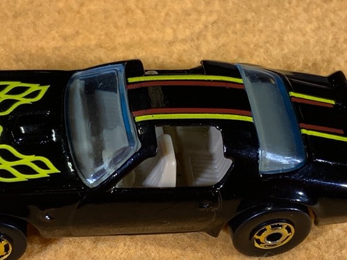 F8-84 HOT WHEELS -1977 PONTIAC HOT BIRD - MALAYSIA - ALL ORIGINAL - FANTASTIC - Picture 9 of 10