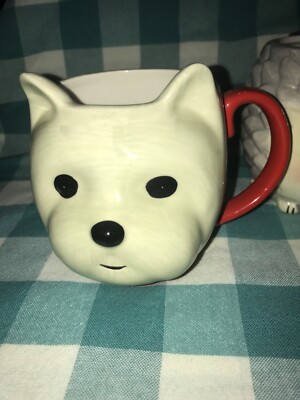 three different characters coffee mugs