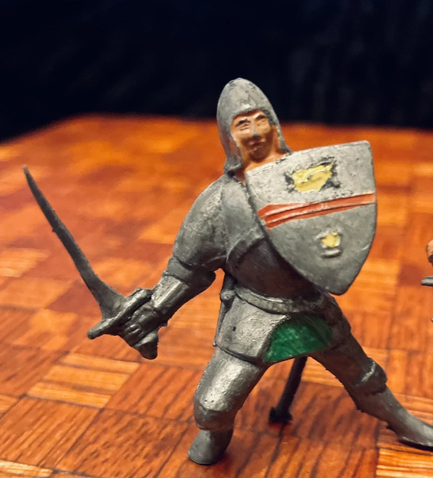 3 СРЕДНЕВЕКОВЫХ РЫЦАРЯ с ручной росписью б/у в отличном состоянии 1990-е высота 2 1/4 дюйма - Изображение 2 из 4