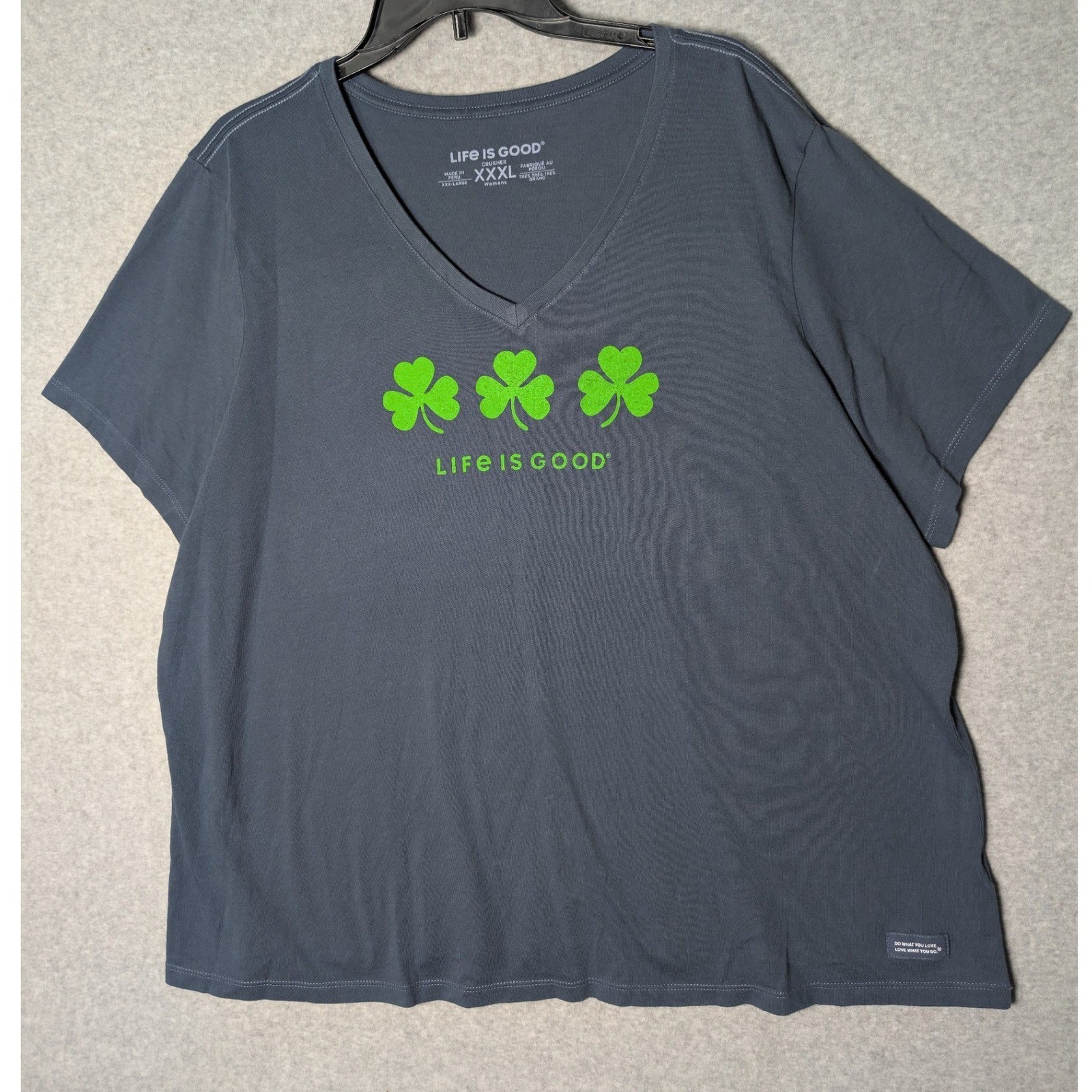 Life is Good Crusher V-Neck Tee Womens XXXL Blue Shamrock Clover Graphic T-Shirt