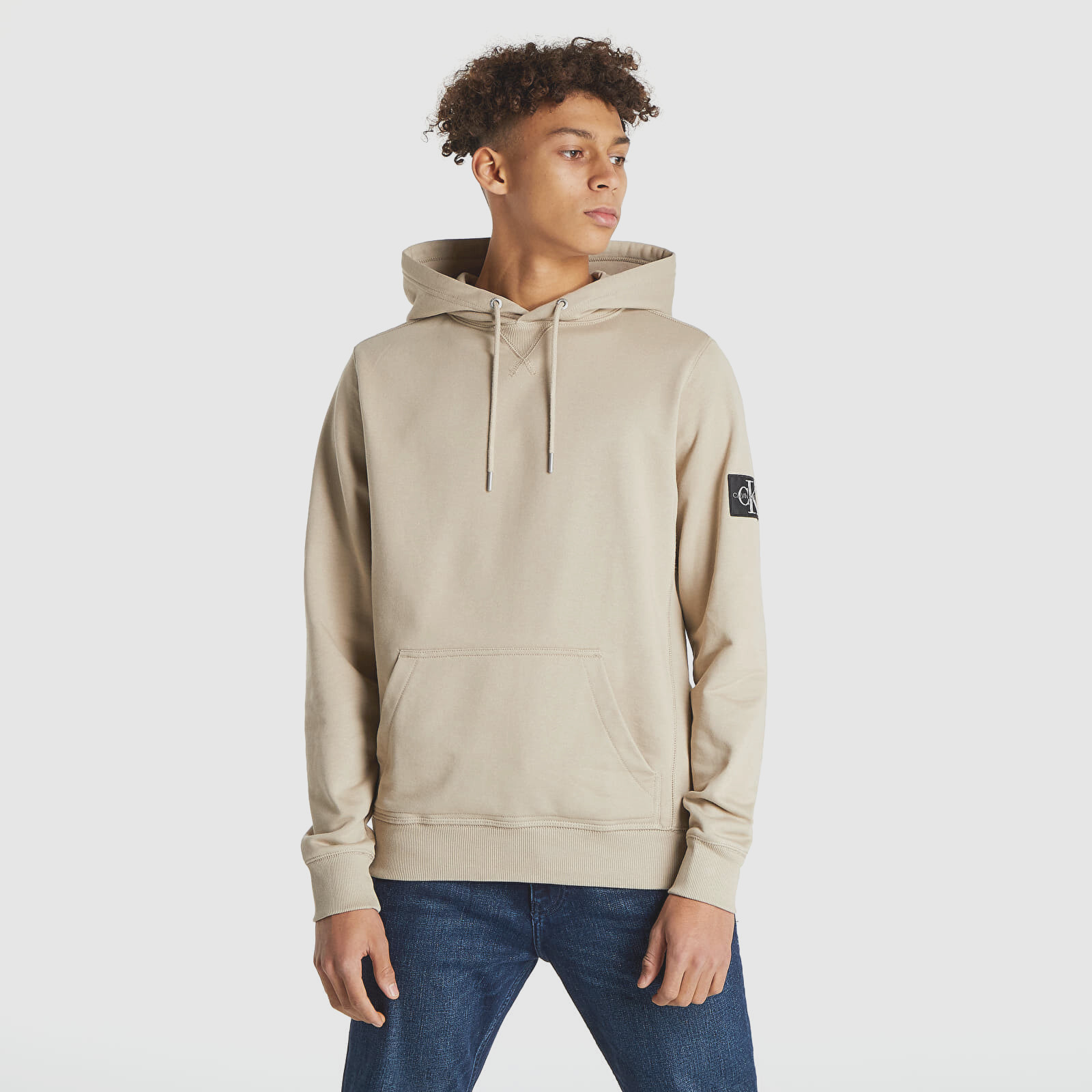 Calvin Klein Jeans Mens Badge Logo Hoodie in Taupe Size XXL 11590₽