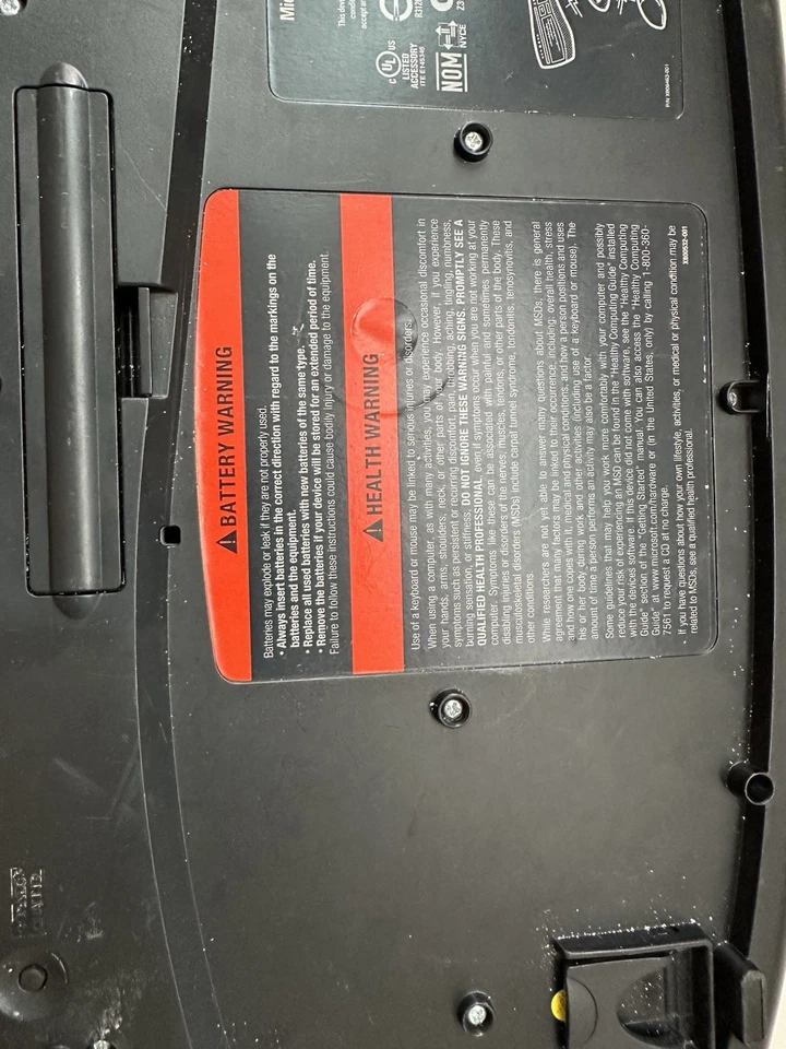 Microsoft Wireless Comfort Keyboard 1.0A Ergonomic Split Design No Dongle - Image 4 of 4