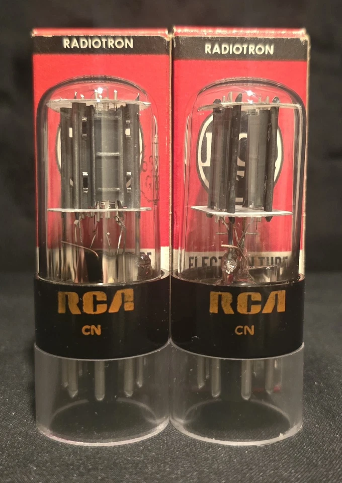 RCA 6SN7 GTB TUBE 1970s GLOW TOPS 2 FUROS CÃES RESISTENTES PLACAS PRETAS CONJUNTO COMBINADO NOVO NA CAIXA - Imagem 2 de 4