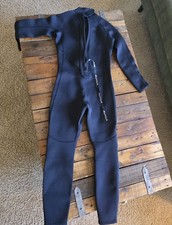 Aunua Youth Neoprene Wetsuit Size 14 Full Suit Scuba Diving Snorkeling. Black.