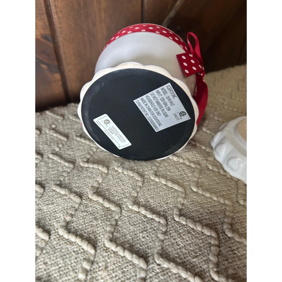 Calentador de cera Scentsy Valentine tamaño completo premium Foto 3 de 4