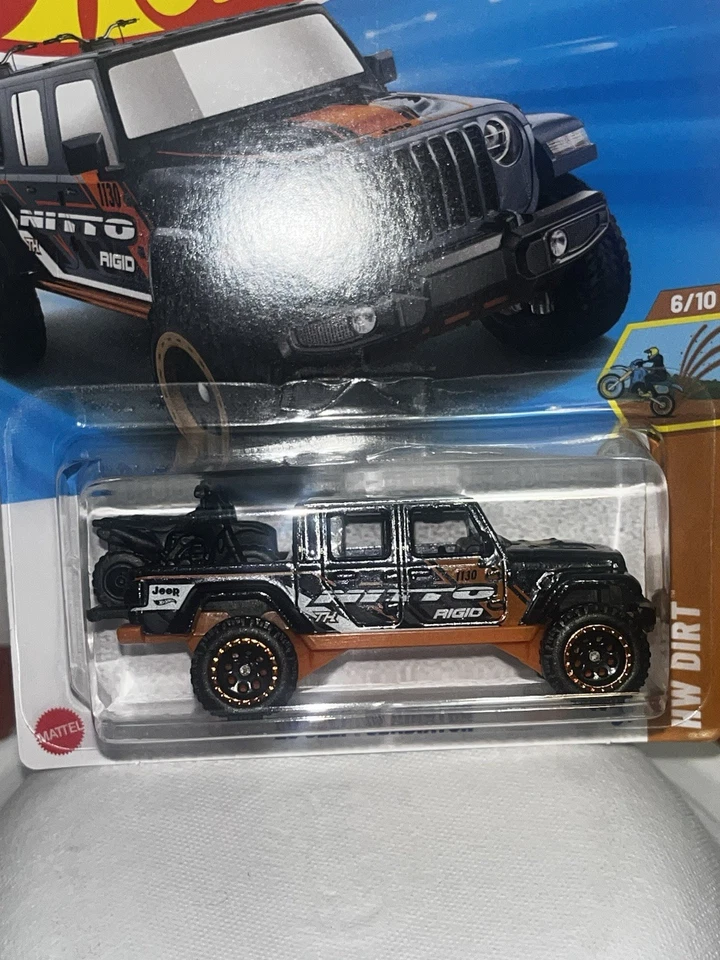 Hot Wheels '20 Jeep Gladiator Super Treasure Hunt  FREE SHIPPING - Image 2 of 4