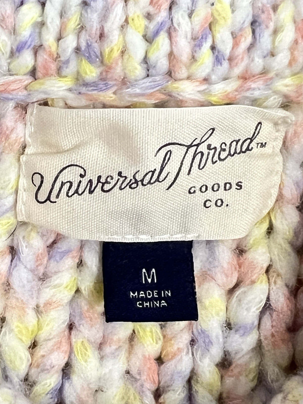 Universal Thread Excellent Condition Chunky Knit … - image 6
