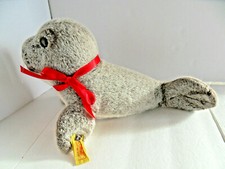 Steiff seal large with button flag made in Germany 2798