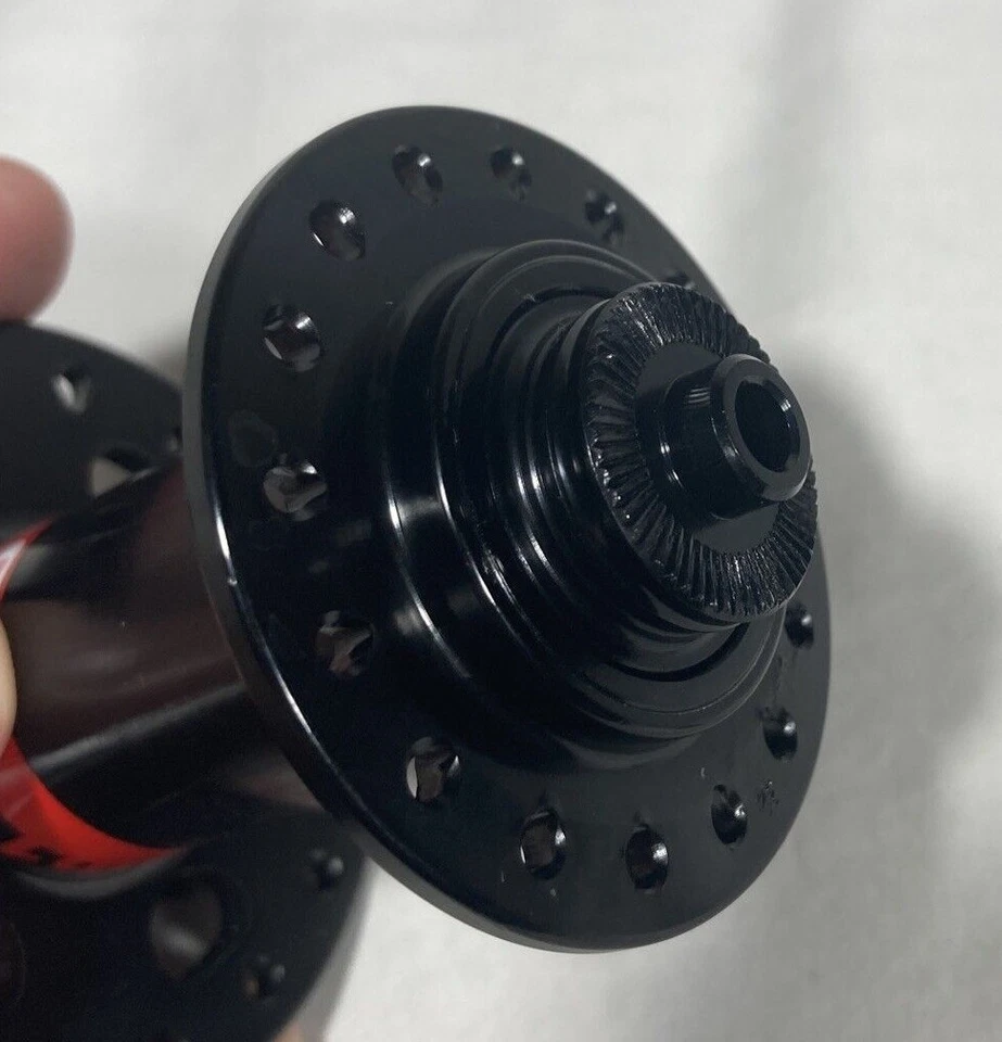 Buje negro Novatec 32 orificios ANTIGUO: 100 mm D791SB (5 mm) para disco de bicicleta de montaña MTB con QR Foto 3 de 4