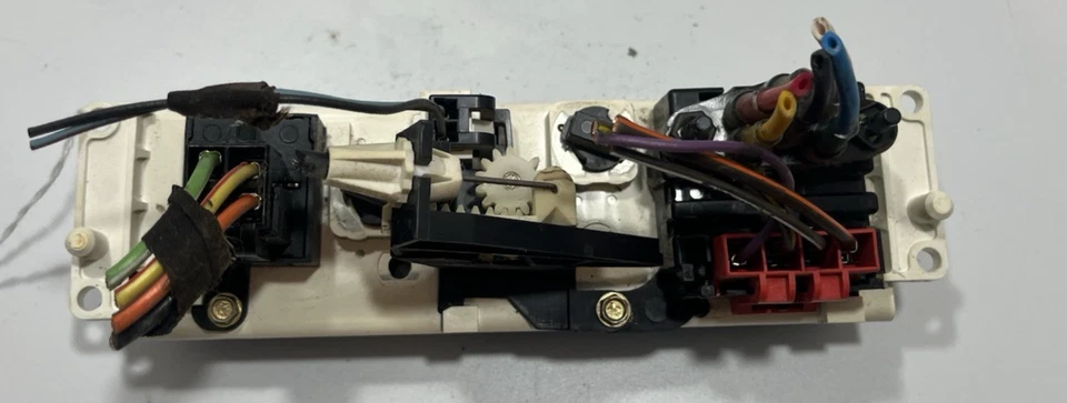 Ford F150 1992-1996 F250 F350 Bronco F250 F350 control de clima térmico con aire acondicionado Foto 2 de 4