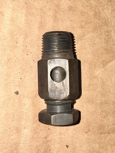 JOHN DEERE ENGINE OIL LEVEL DRIP VALVE A B D G GM 50 60 70 80 R