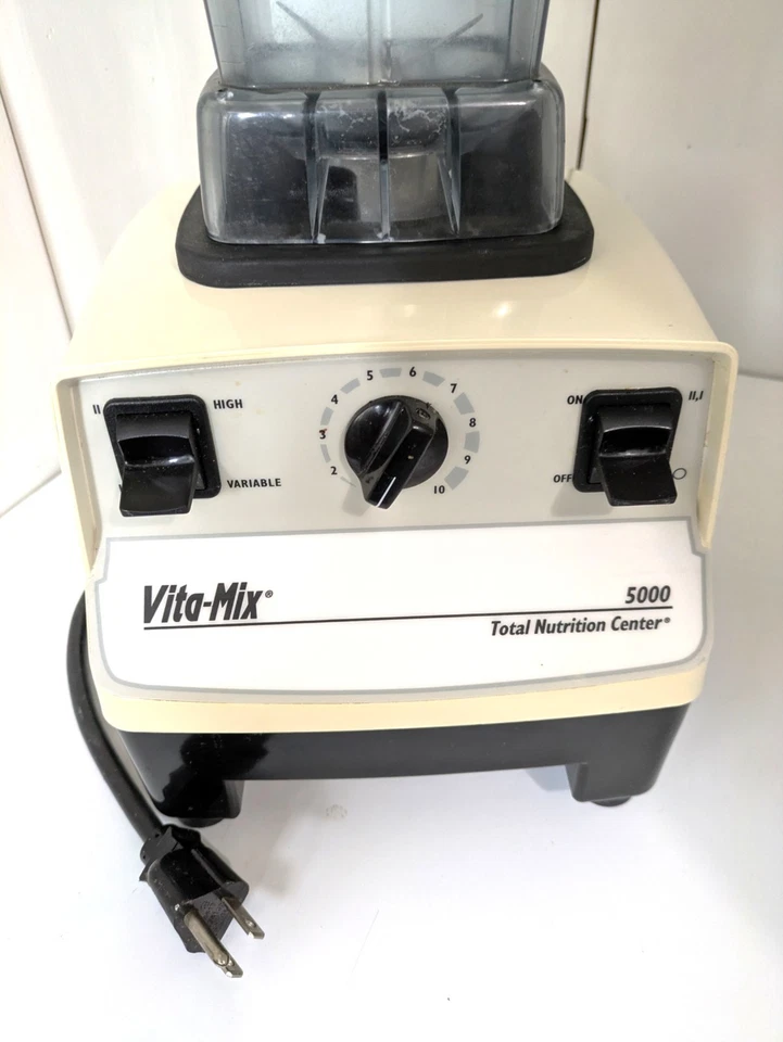 Vitamix 5000 Blender VM0103 Total Nutrition Center White w/ Pitcher - Image 2 of 4