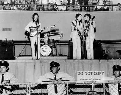11X14 PHOTO THE BEATLES @ THE MID-SOUTH COLISEUM IN MEMPHIS AUGUST 1966 (EP-618)