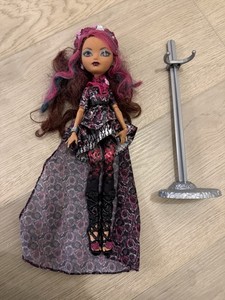 AI Art Model: briar beauty (ever after high