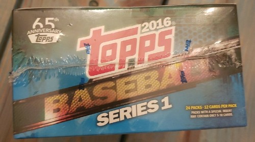 2016 Topps Series 1 Factory Sealed Baseball Retail Box ~ 24 Packs - Picture 4 of 6