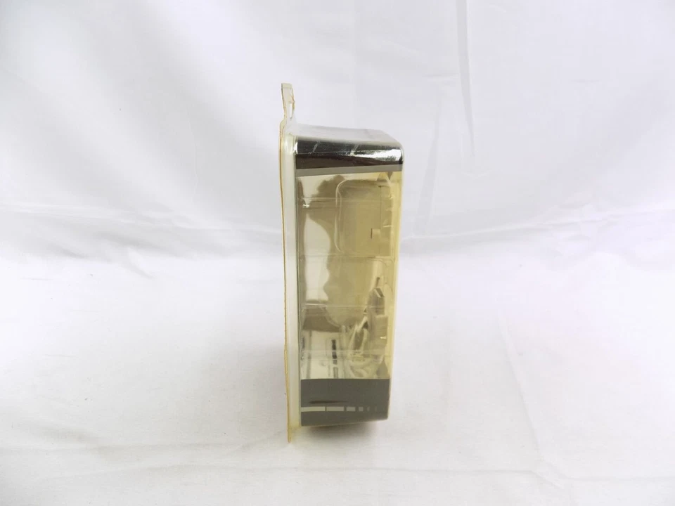 Brand New and Sealed Futuretronics Nintendo Wii Wireless Nunchuk - Image 2 of 4