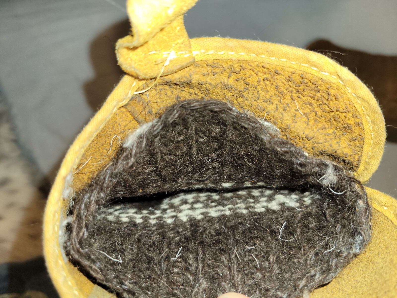 Buffalo Skin Gloves With Yak Wool Liners Gem