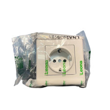 Schneider LNA2900121 Leona single socket outlet with side earth -New in box
