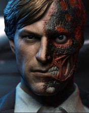 In Stock Hot Toys 1 6 MMS546 Two-Face Harvey Dent The Dark Knight 2.0 ver. New