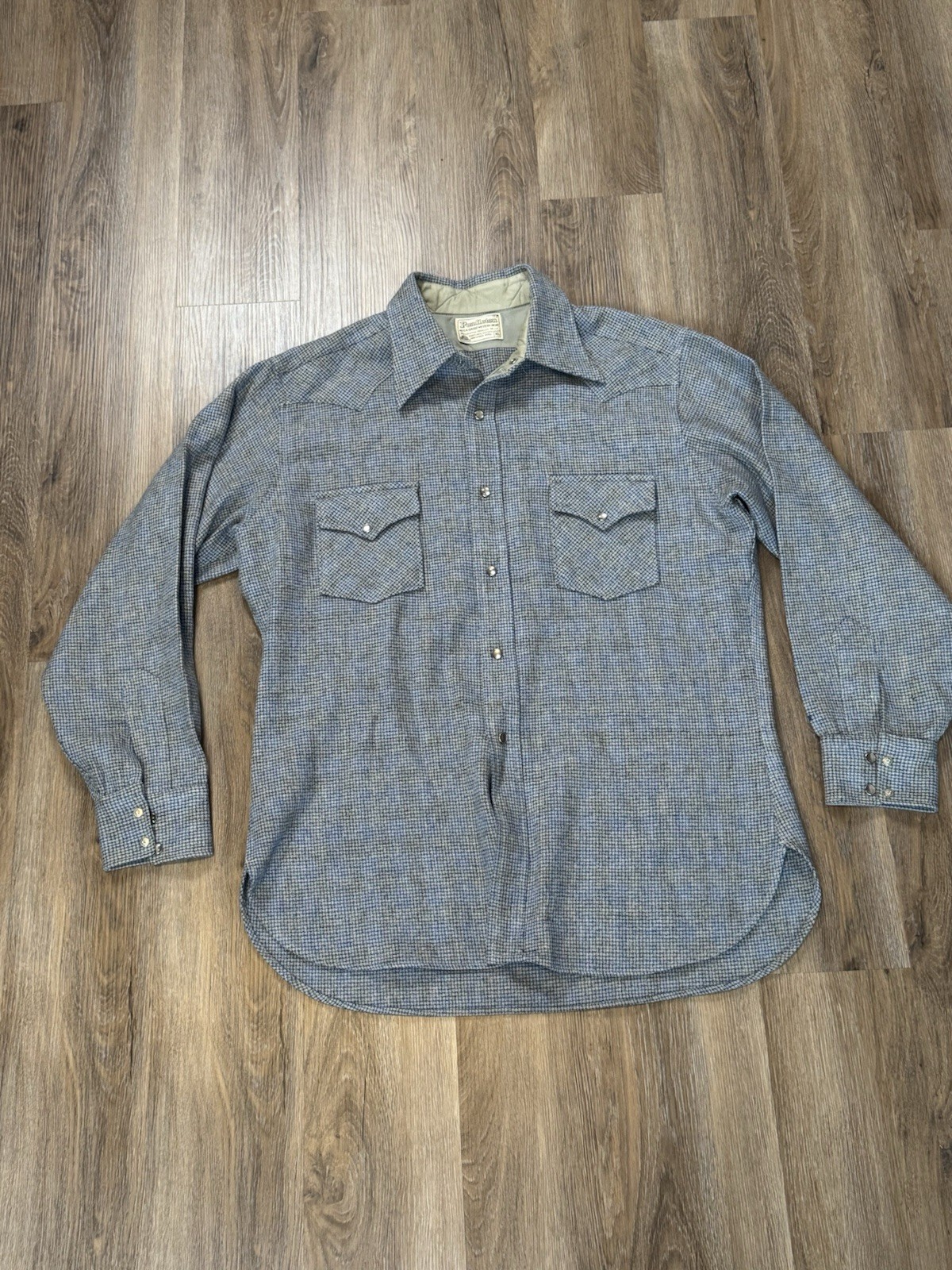 Vintage 60s/70s Western Shadow Plaid Pearl Snap Wool Pendleton Flannel Size XL