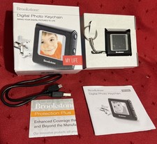 BROOKSTONE My Life Digital Photo Keychain NEW Stores 100 Photos USB Cord Incl