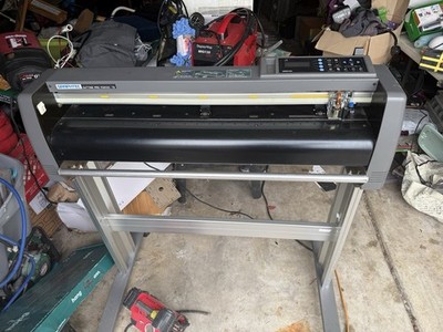 GRAPHTEC CUTTING PRO FC5100-75 vinyl Printer Cutter With Stand