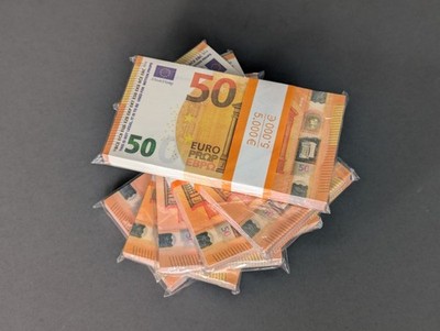 Bühnenrequisite Spielgeldscheine   Deko / Film / Theater (100 Stück x 50 )