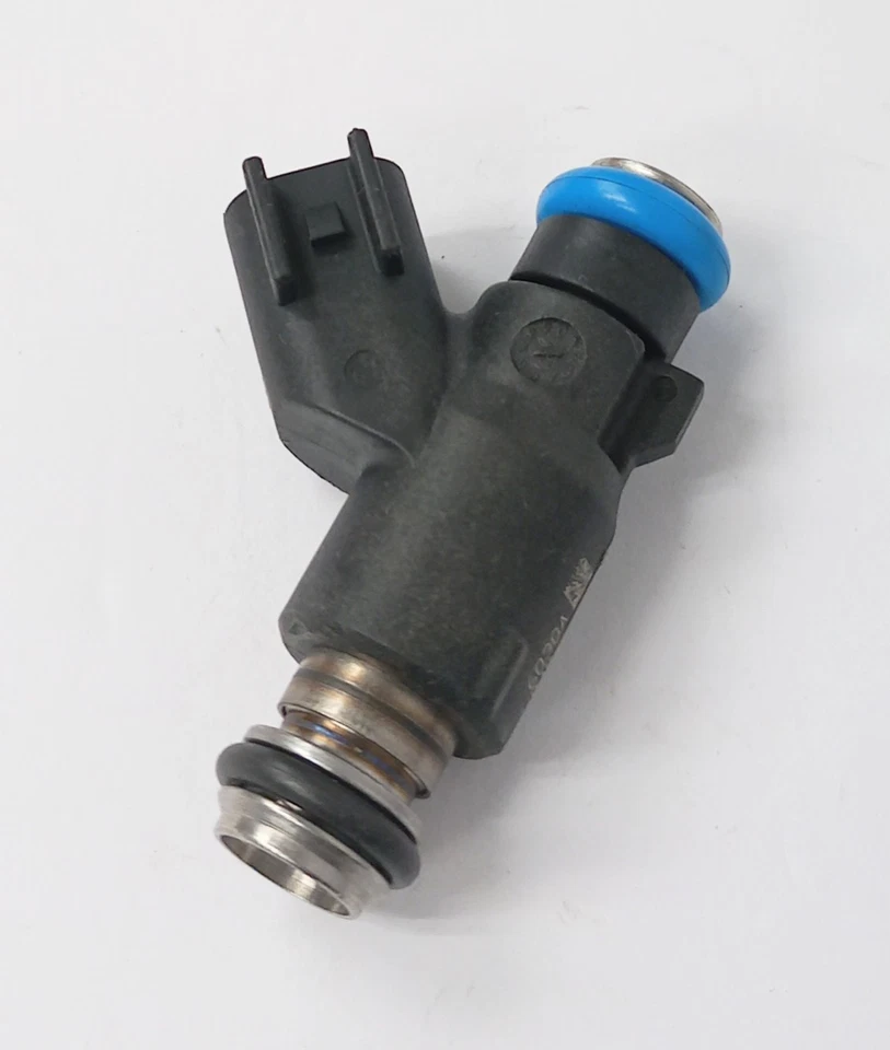 Inyector de combustible Delphi 28111135 para Chevrolet GMC Silverado 2500 HD 2004-2020 Foto 4 de 4