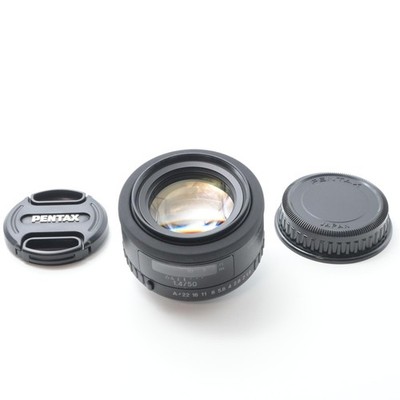 Pentax smc Pentax FA 50mm F/1.4 Classic Pentax K Mount [Neuwertig] #5583