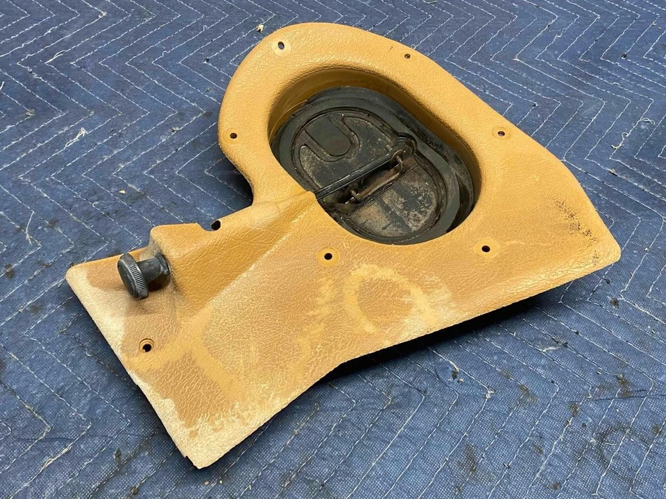 PANELES DE PATADA para camioneta Chevy GMC 73-87 con ventilaciones sin aire acondicionado en sillín bronceado carrocería cuadrada Foto 2 de 4