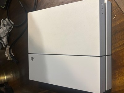 Sony Playstation 4 CUH2200AB02 Home Console - White for sale 