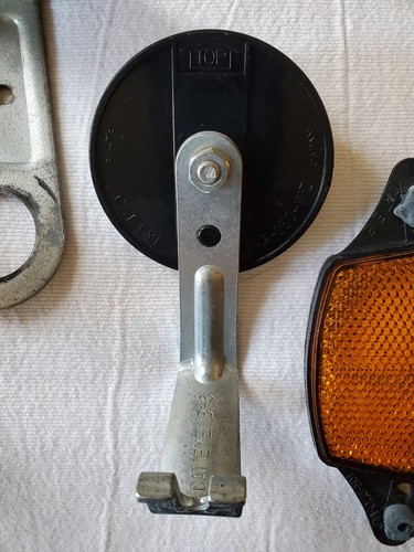 ASSORTED BICYCLE REFLECTORS - USED/DECENT - Picture 11 of 23