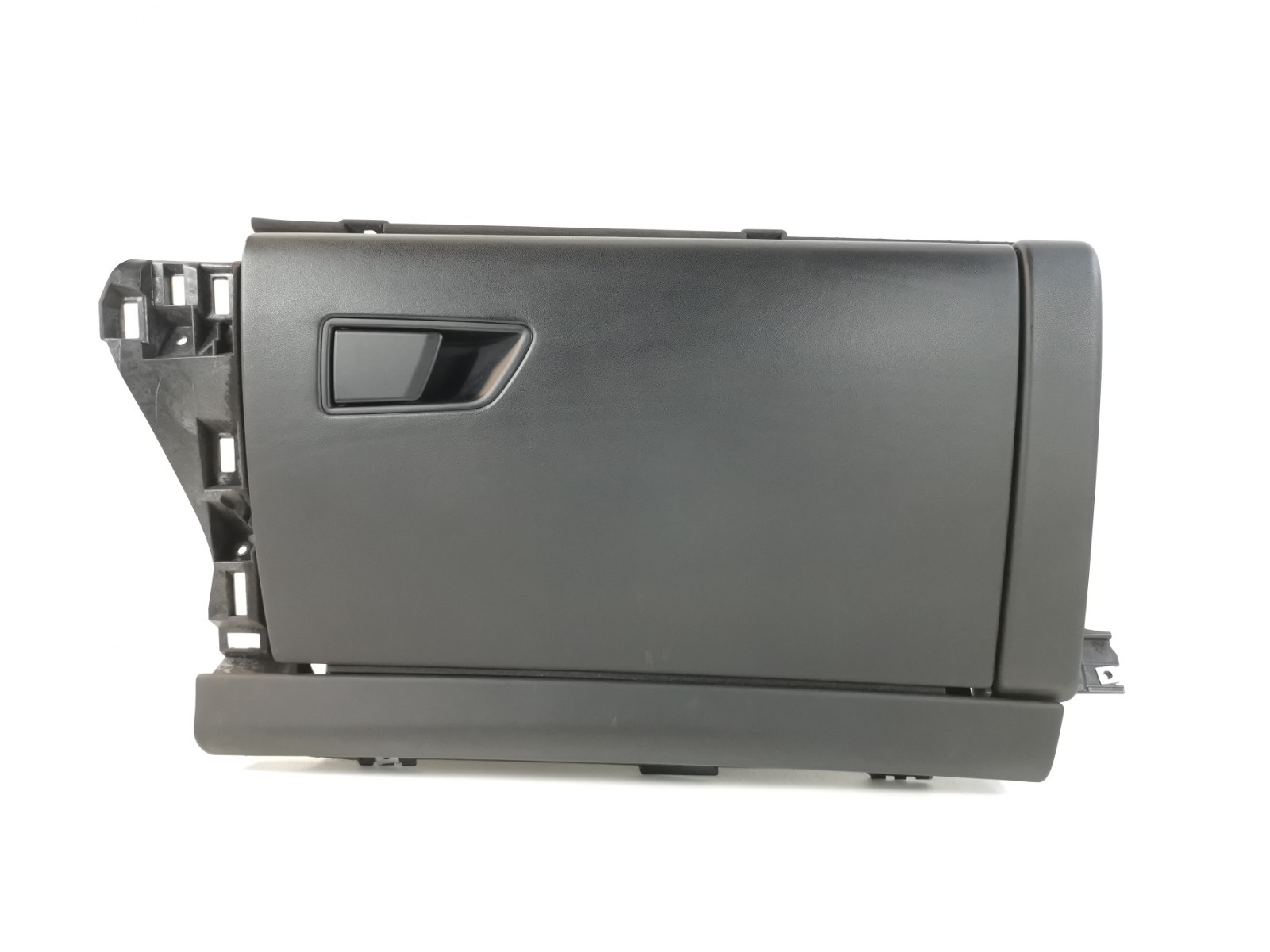 Maserati Levante 3.0 L AWD 2017 Right Side Passenger Glove Box Storage 0518285AA
