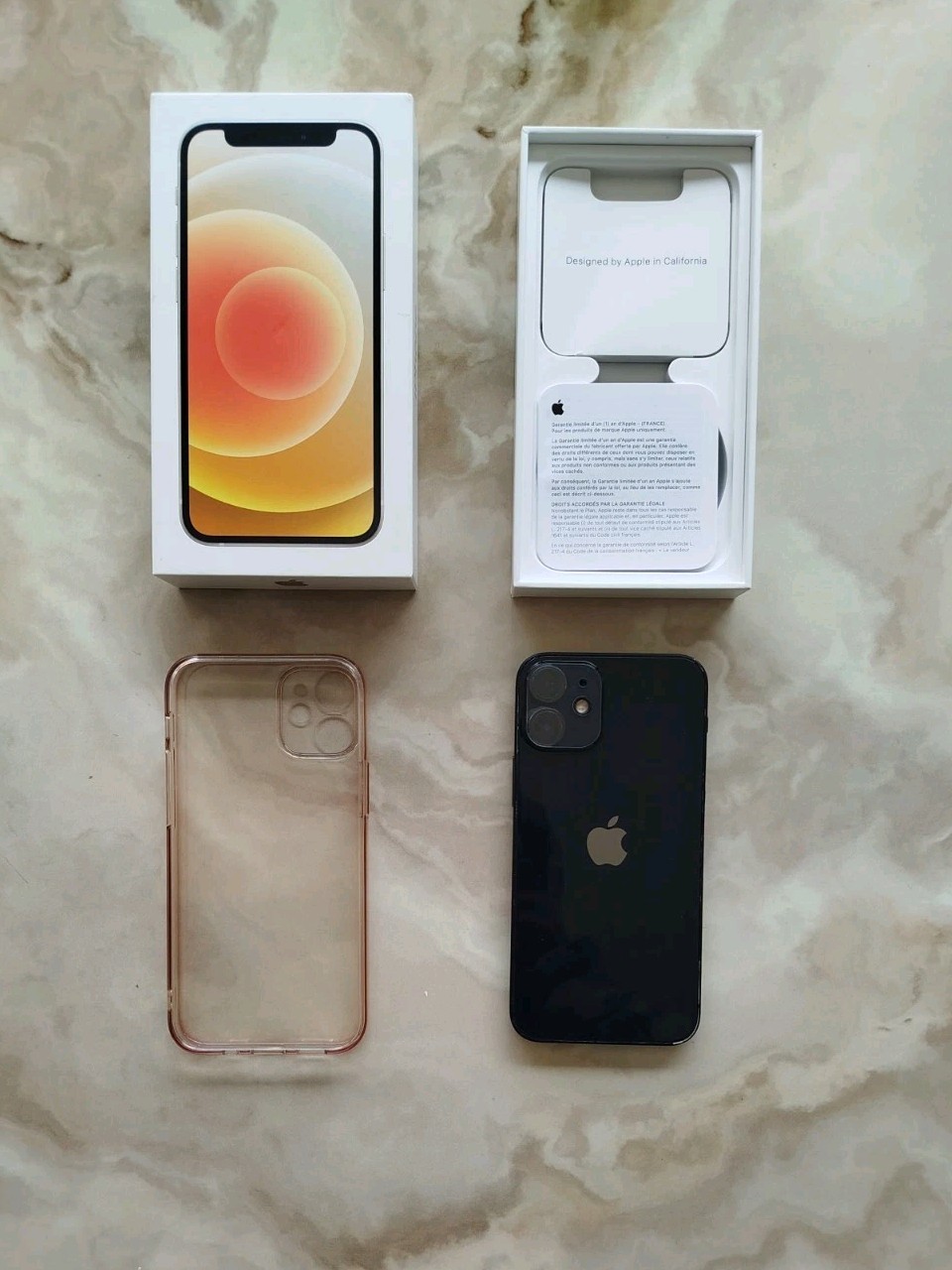 iPhone 12 Mini 128 Go en état comme neuf le smartphone compact Apple
