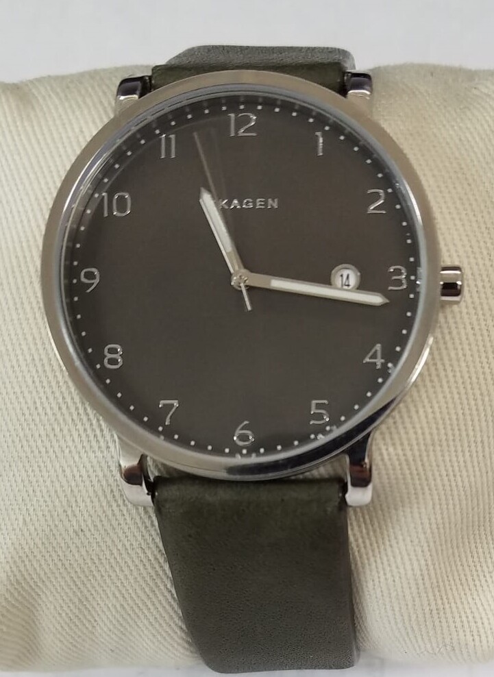 Мужские часы Skagen Hagen серебристого цвета с зеленым кожаным ремешком SKW6306