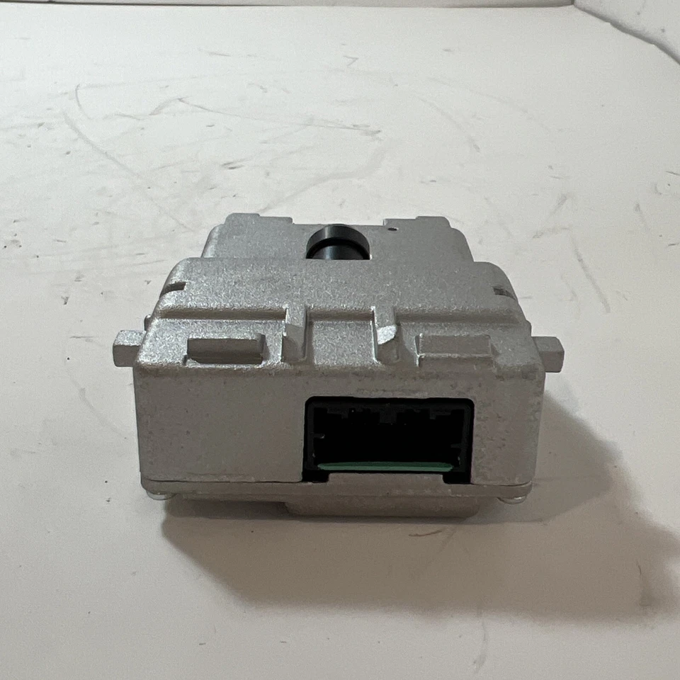 2024 CHEVROLET  TRAX FRONT WINDSHIELD LANE KEEP ASSIST CAMERA 42850478 OEM - Imagen 3 de 4