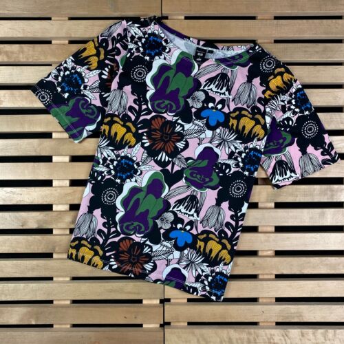 Modderig Verlaten komedie Women's T-Shirt Marimekko x Uniqlo Size M | eBay