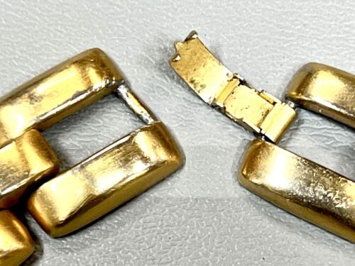 Vintage Anne Klein Chunky GOLD TONE 3 Row Linked Chocker Collar Necklace 16.50โ - Picture 5 of 8