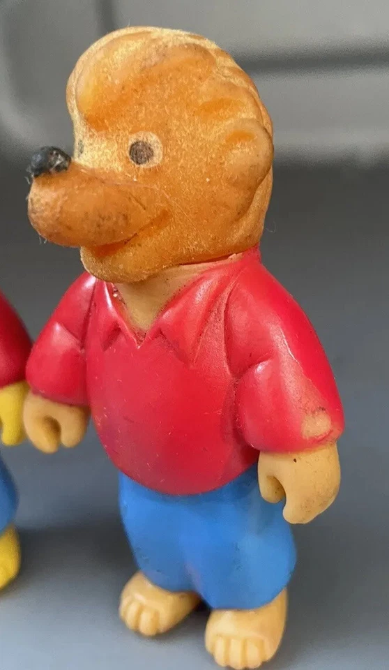 1986 The Bernstein Bears Family Coleccionable Figura Flocada Hermano Oso Foto 2 de 4