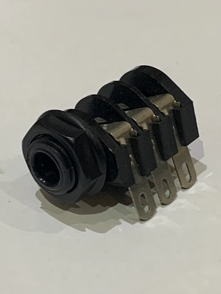 Stereo unswitched jack socket 6.35mm 1/4" panel mounting with solder tags. - Image 3 of 4