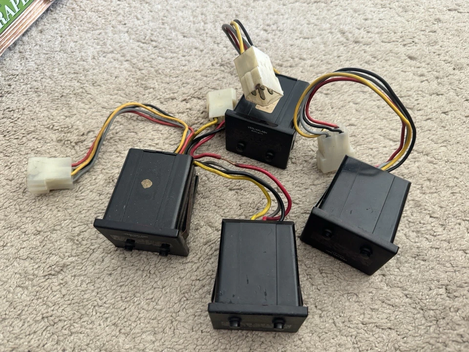 Veglia Reloj Digital Fiat/Bertone X1/9 79-88, Fiat 124 Spider 1983 Piezas Chatarra Foto 3 de 4