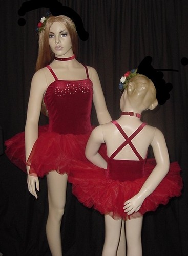 Delicious Child Large Christmas Ballet Dance Costume with Choker Clearance New - Picture 10 of 13